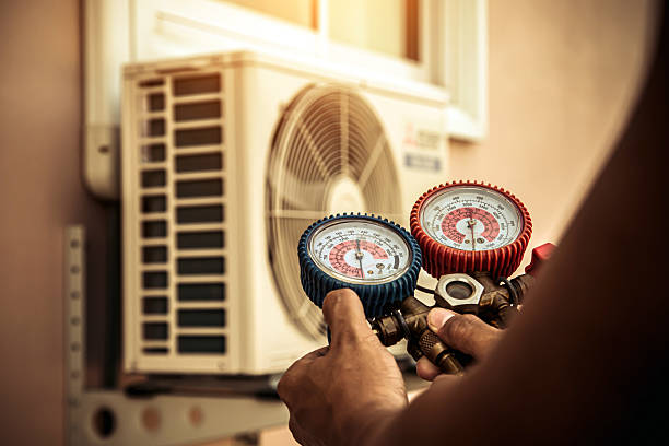 Professional Hvac technician working in Monroe, MI